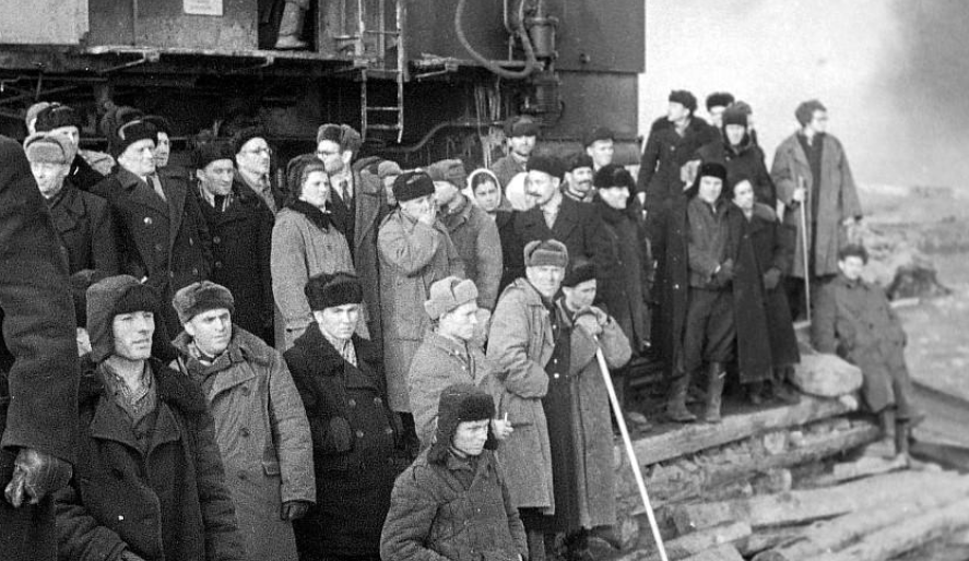Фото Опубликованы архивные кадры Новосибирской ГЭС 5